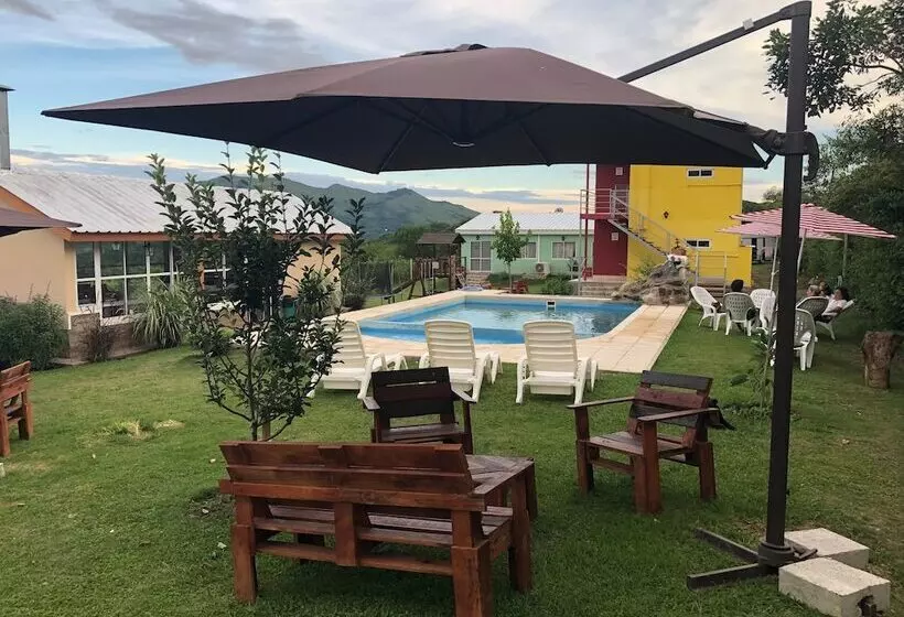 Warakusi Cottages   Off Road