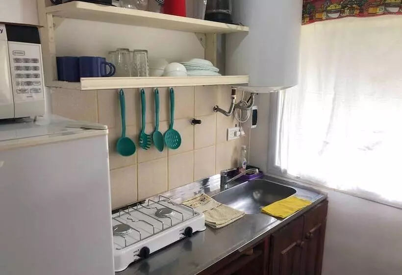 Warakusi Cottages   Off Road