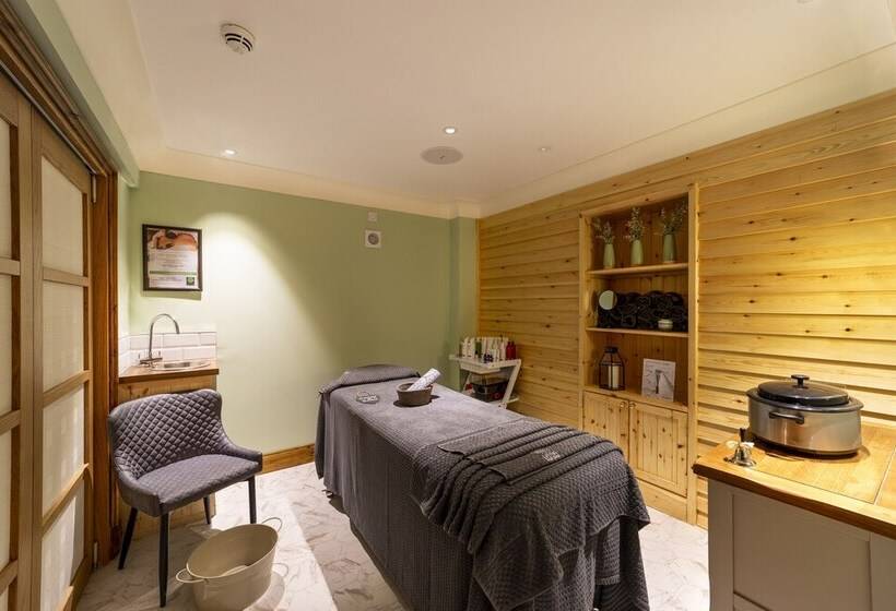 Black Sheep Hotels Cabins