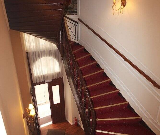 هتل Aktaion Syros