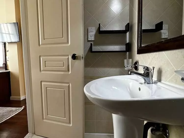 هتل Aktaion Syros