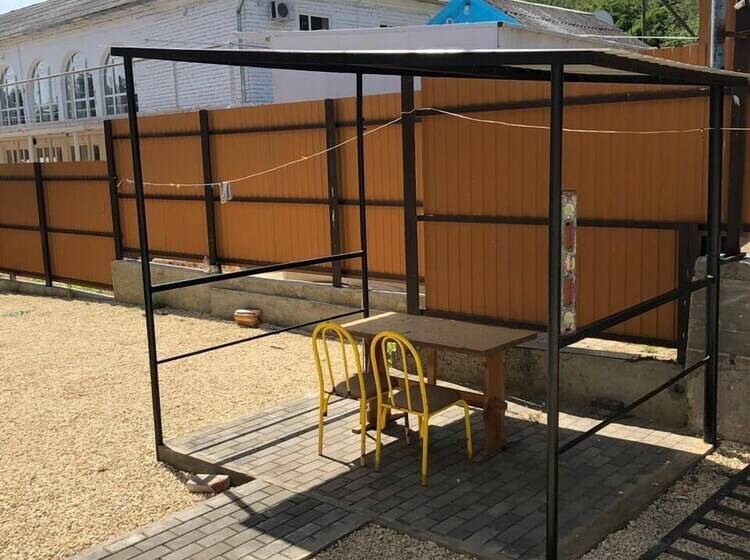 فندق Azov Resort