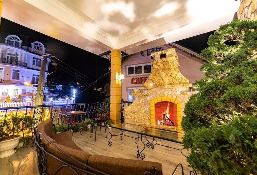 Qr Hotel Dalat