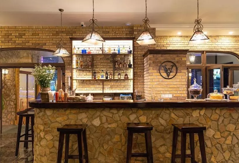 Qr Hotel Dalat