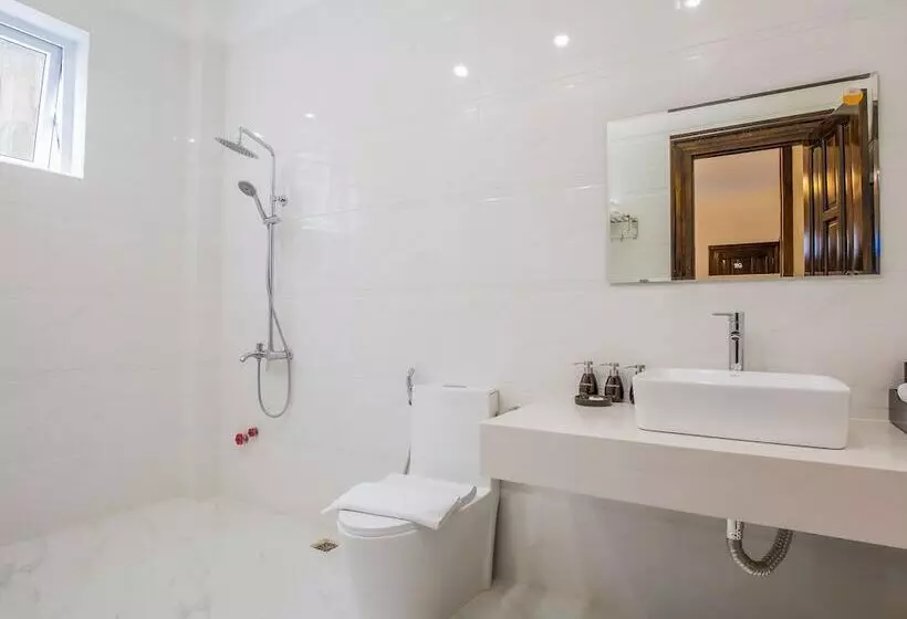 Qr Hotel Dalat