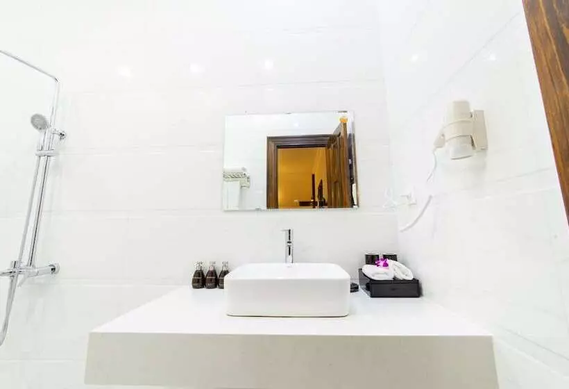 Qr Hotel Dalat