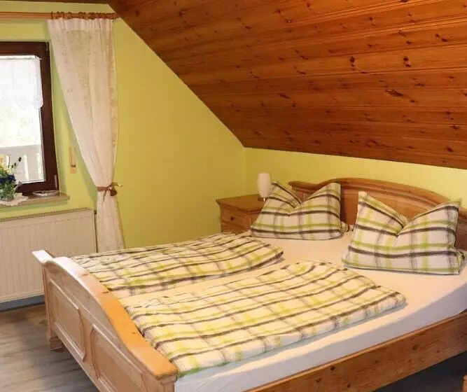 Majatalo Gasthof Zur Altmühlquelle