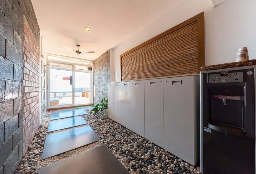 پانسیون Lanhiwan Inn