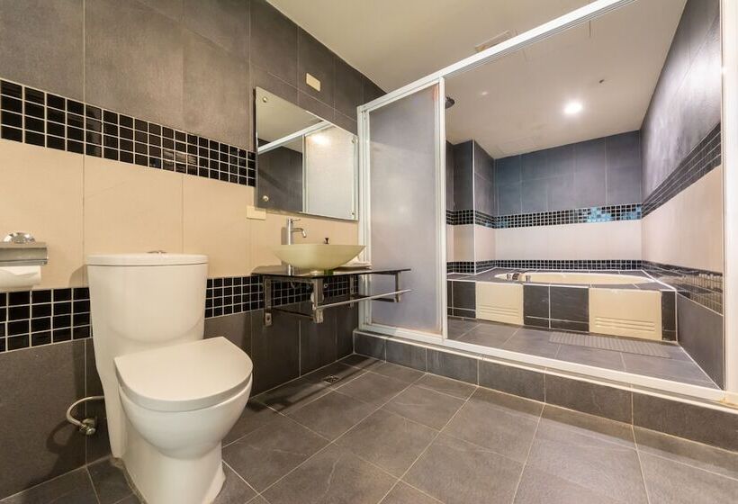 پانسیون Lanhiwan Inn