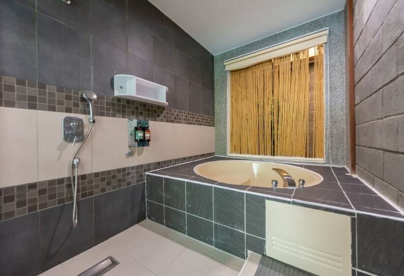 پانسیون Lanhiwan Inn