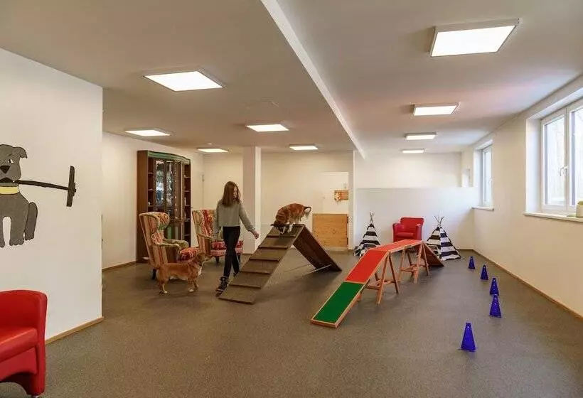 Almfrieden Hotel & Romantikchalet