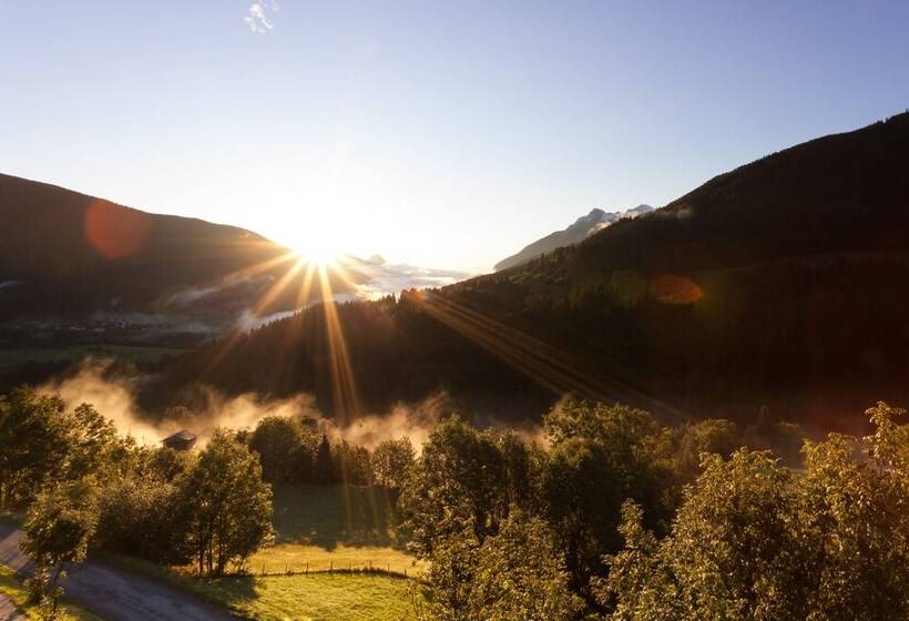 Alpenhotel Wanderniki