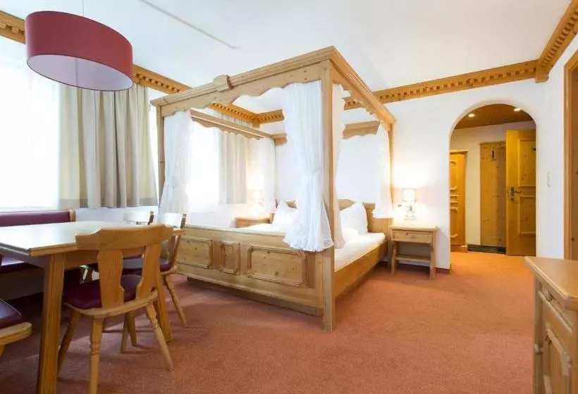 Aparthotel Alpin Life