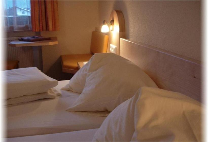 مبيت وإفطار Gästehaus Edelweiss