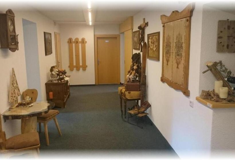 مبيت وإفطار Gästehaus Edelweiss