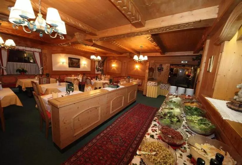 住宿加早餐  Pension Almrausch