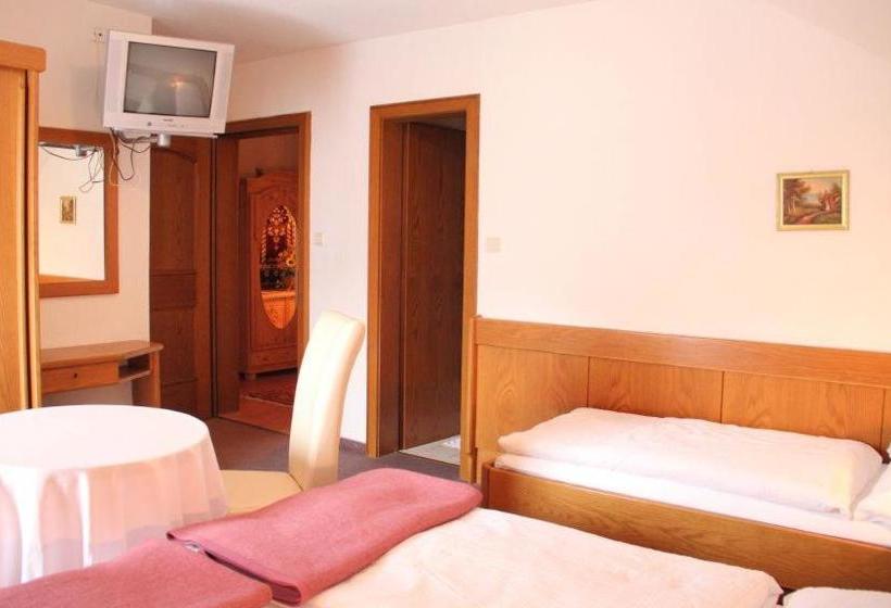 צימר Pension Duregger