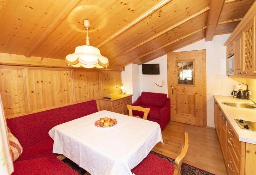 住宿加早餐  Pension Edelweiss