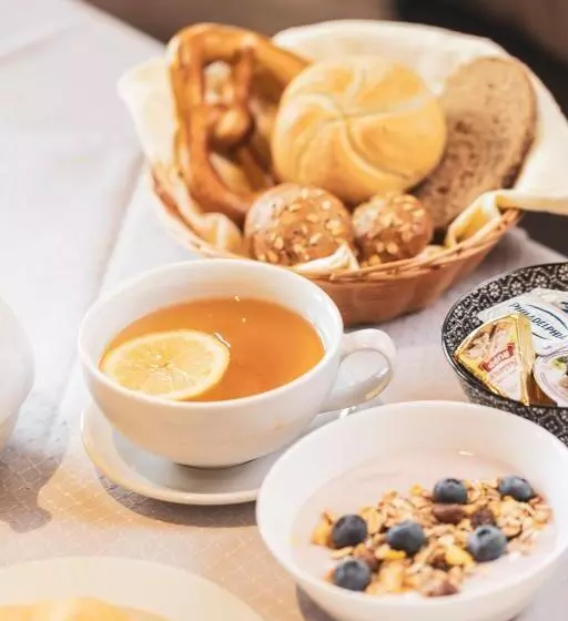 ホテル Alphof Stubaital