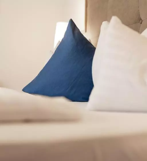 ホテル Alphof Stubaital