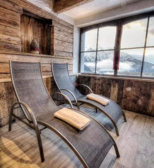 ホテル Berggasthof Hochzeigerhaus