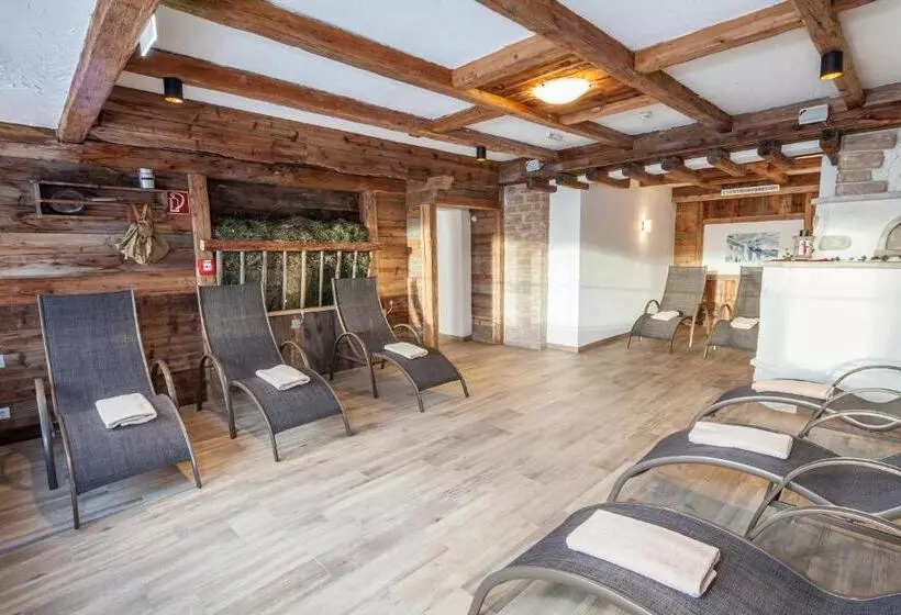 ホテル Berggasthof Hochzeigerhaus