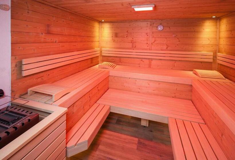 فندق Berggasthof Hochzeigerhaus