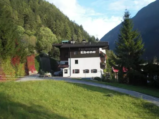 Hotelli Ferienwohnung Ebene