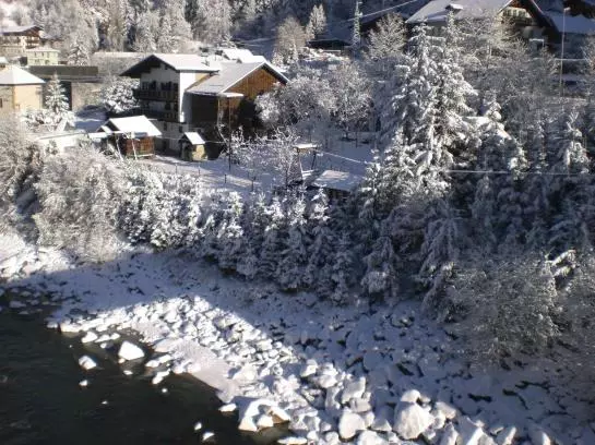 Hotelli Ferienwohnung Ebene
