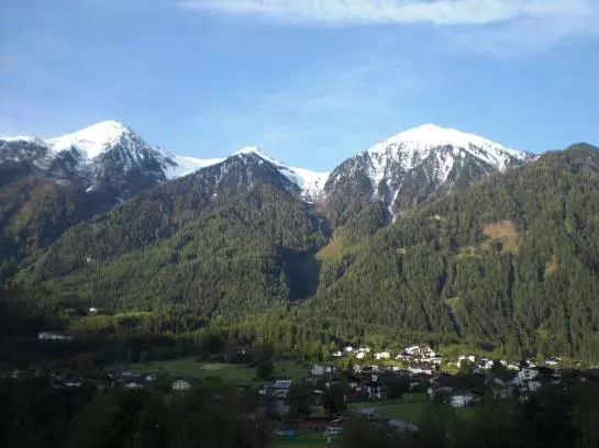 Hotelli Ferienwohnung Ebene