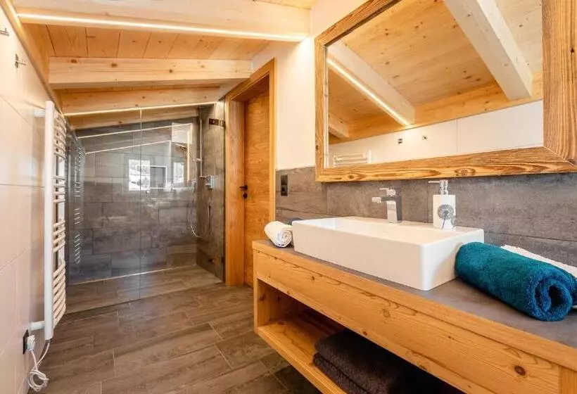 Отель Ferienwohnungen Lehenhof