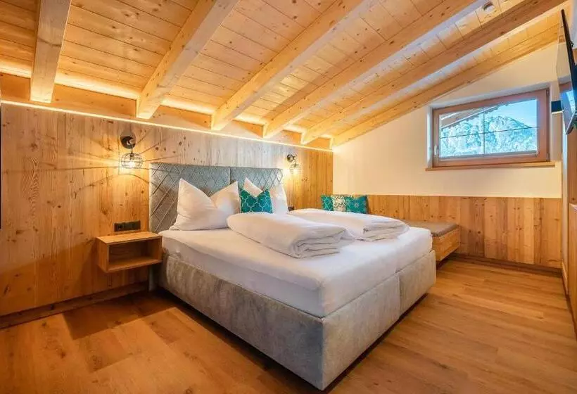 Отель Ferienwohnungen Lehenhof