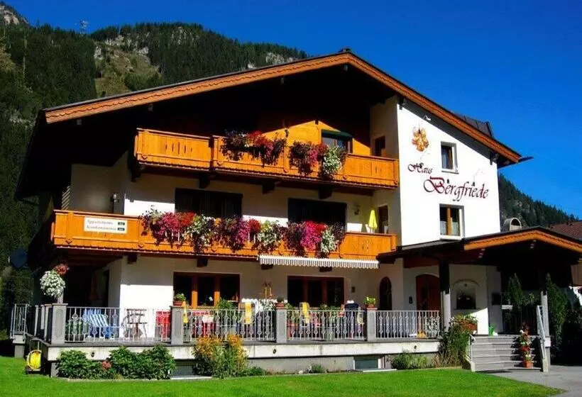 ホテル Haus Bergfriede