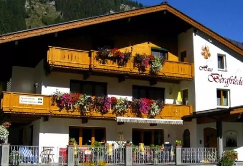 ホテル Haus Bergfriede