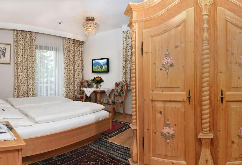 בית מלון כפרי Helga