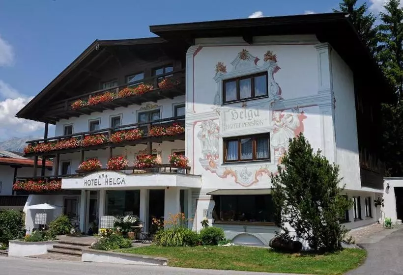 Отель Helga