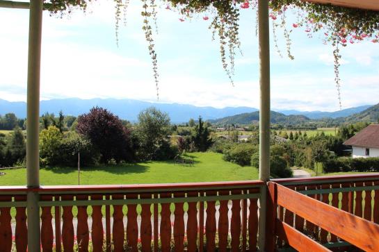 ペンション Lindenhof Gasthof