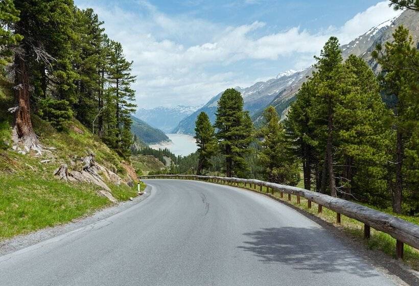 ホテル Lärchenhof