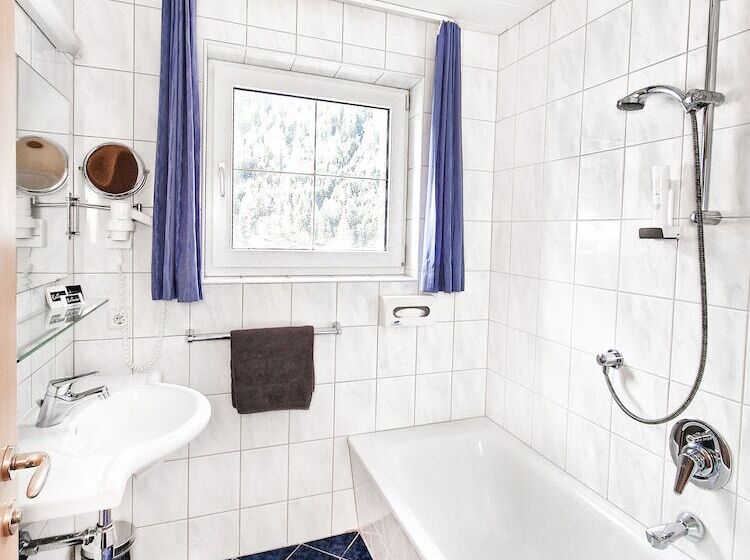 ホテル Lärchenhof