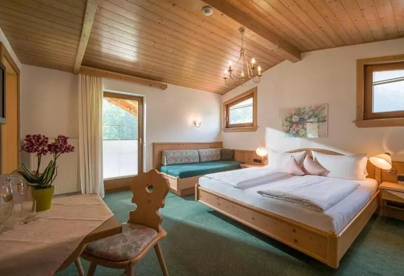 هتل Apartment Martha