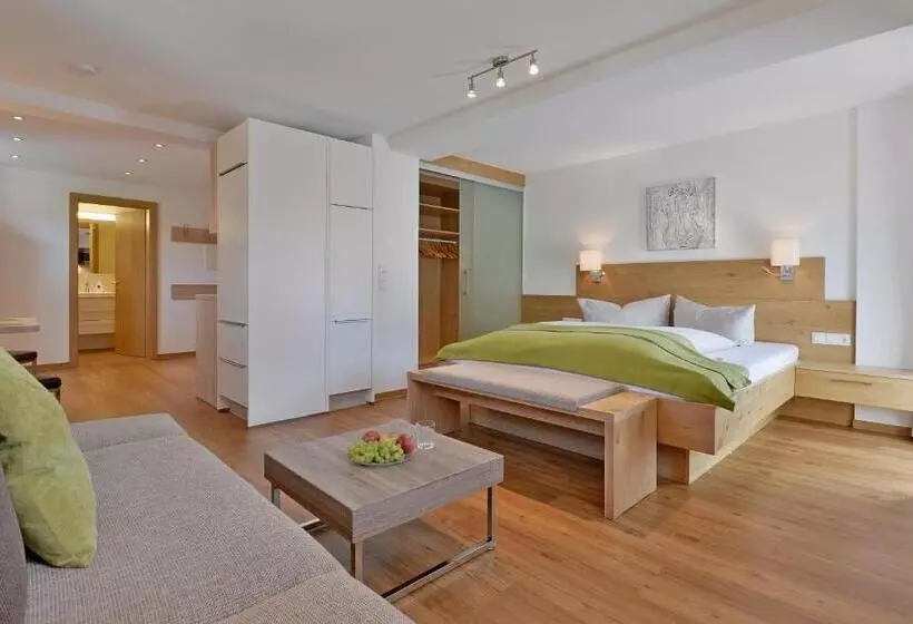 هتل Apartment Martha