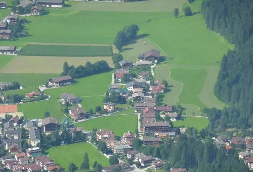 هتل Apartment Martha