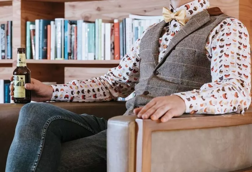 ホテル Nidum   Casual Luxury