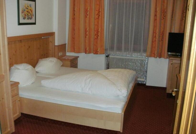 فندق Pension Regina