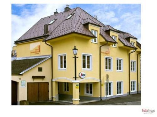 Отель Perchtoldsdorf