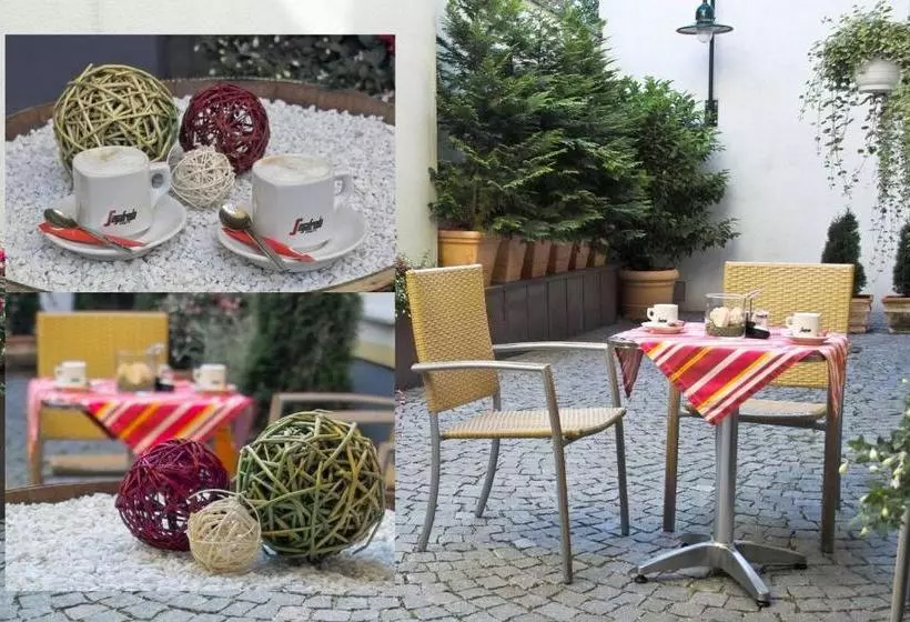 Отель Perchtoldsdorf