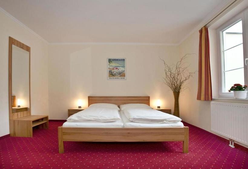 Отель Perchtoldsdorf