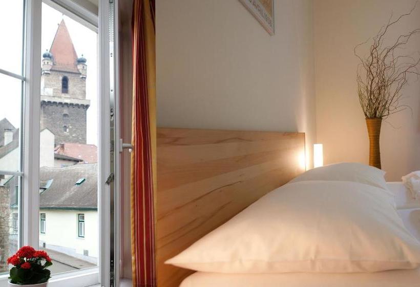 Отель Perchtoldsdorf