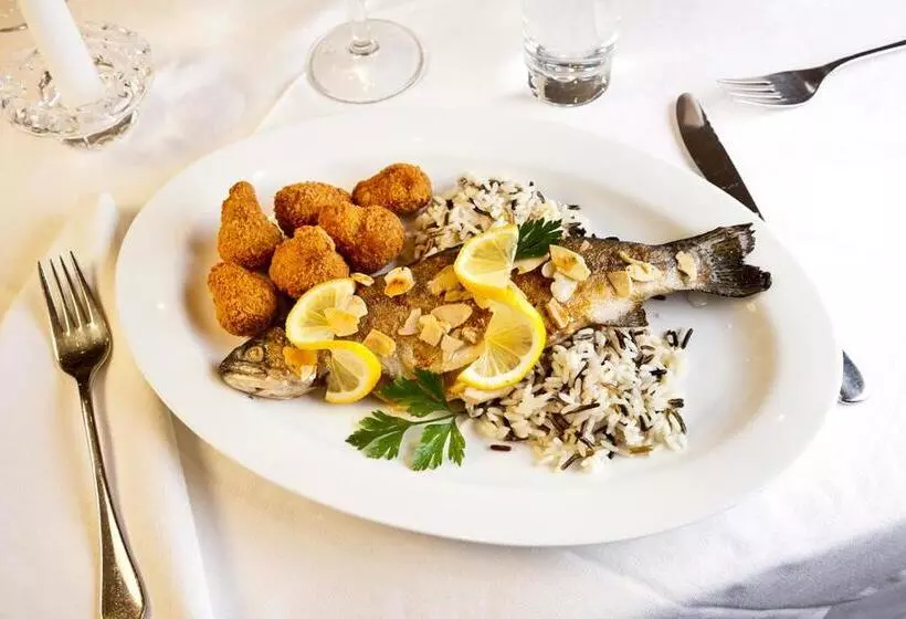 Majatalo Gasthof Zur Bahn