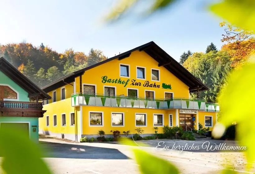 Majatalo Gasthof Zur Bahn